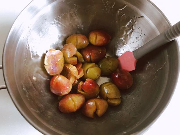 夏季清热去火：蜂蜜西梅果