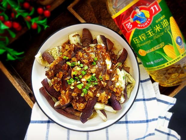 清热去火护脾胃:清蒸茄子 清热去火护脾胃:清蒸茄子