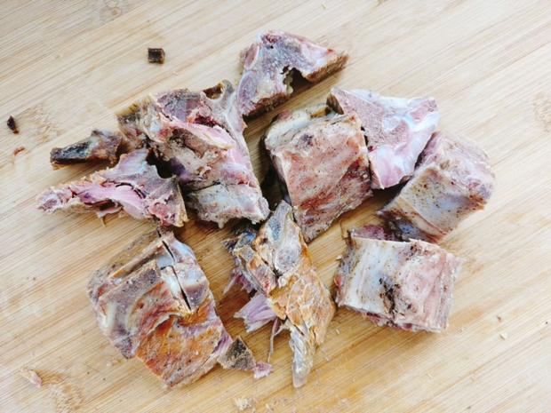 天热不想吃饭，来碗清热去火的菜干咸骨粥吧！-菜干咸骨粥的做法大全窍门