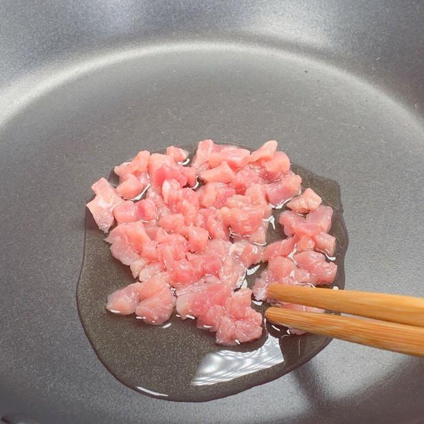清热去火的菜谱-开胃宝宝辅食食谱【番茄花菜黄瓜细面】的做法