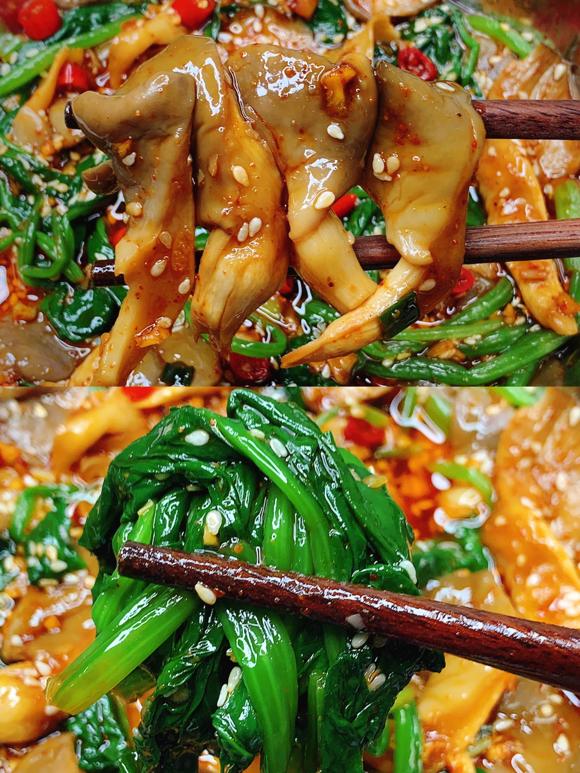 减脂减肥低脂餐：香辣菠菜拌平菇