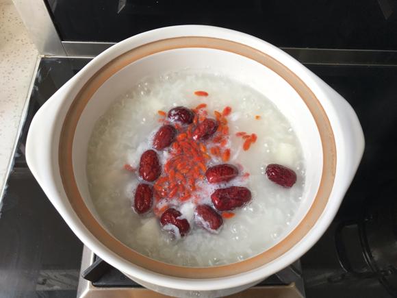 养胃健脾食谱-山药红枣枸杞粥,山药红枣枸杞粥的做法 养胃健脾食谱-山药红枣枸杞粥,山药红枣枸杞粥的做法