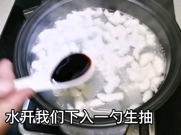 健脾养胃吃什么食物最好？手把手孝你健脾养胃山药鸡滑汤