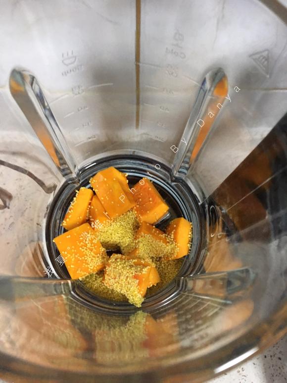健脾养胃的食物---南瓜小米糊，南瓜小米糊的做法