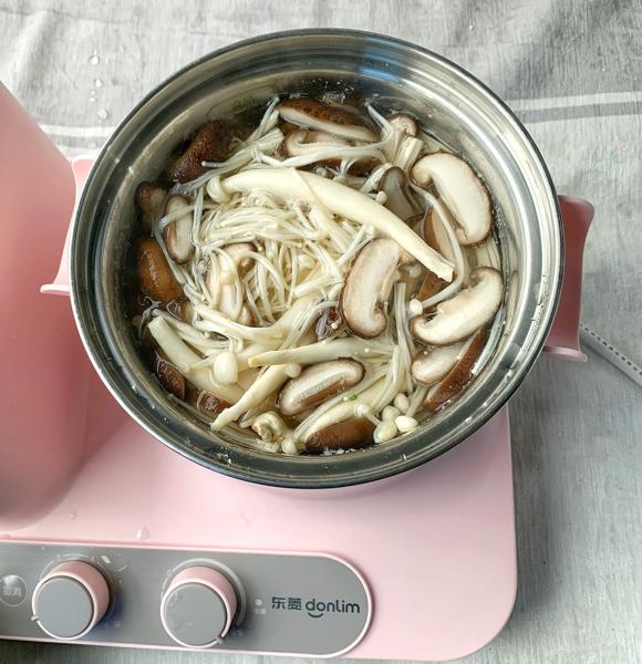 低卡减脂低脂减肥汤:三鲜菌菇汤 低卡减脂低脂减肥汤:三鲜菌菇汤