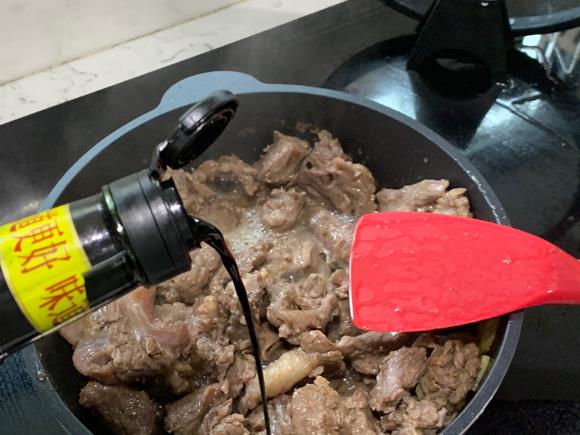 新冠后如何提高免疫力食谱推荐:~胡萝卜炖碎牛肉 新冠后如何提高免疫力食谱推荐:~胡萝卜炖碎牛肉