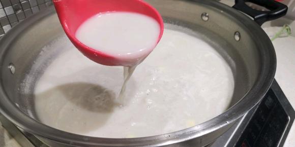 提高免疫力高蛋白养生汤：奶白黑鱼汤