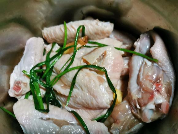宝宝辅食零食：闷鸡翅