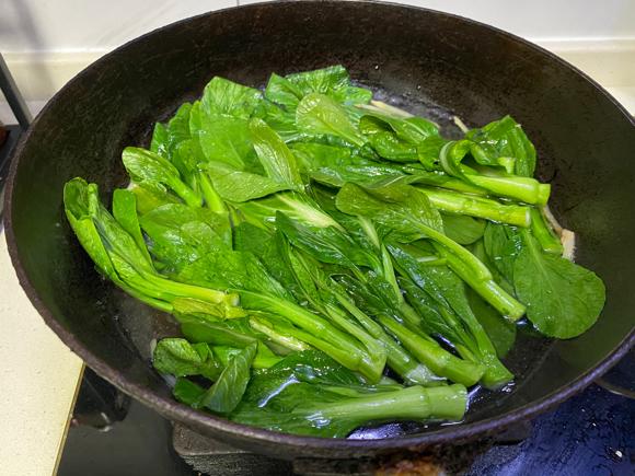 低脂低卡路里减肥餐:盐水菜心 低脂低卡路里减肥餐:盐水菜心