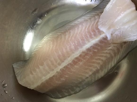 减肥低脂减脂餐:黑胡椒香煎巴沙鱼柳 减肥低脂减脂餐:黑胡椒香煎巴沙鱼柳