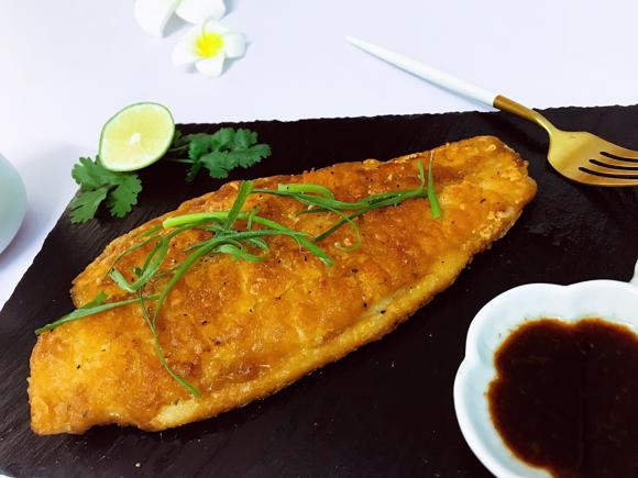 减肥低脂减脂餐：黑胡椒香煎巴沙鱼柳