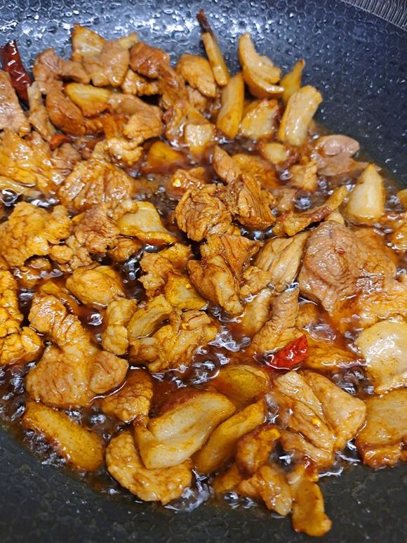 减脂低卡低脂减肥代餐：青椒肉炒河粉