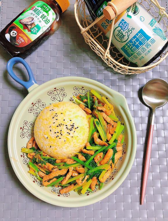 低卡低脂减脂减肥餐：香芹肉丝盖饭