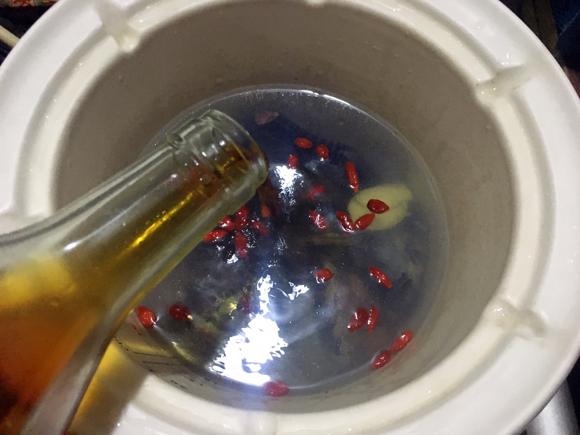 【美颜食谱汤】淮山乌鸡汤，香而不腻