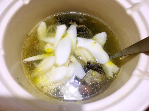 【美颜食谱汤】淮山乌鸡汤，香而不腻