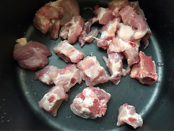 清热解毒的排骨绿豆汤的做法