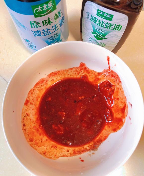 低脂养颜食谱:腐乳蒸凤爪 低脂养颜食谱:腐乳蒸凤爪