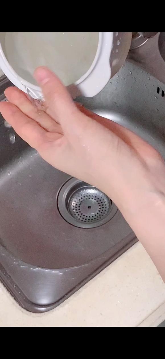 补气血美容养颜高丽参燕窝汤-美容养颜食谱
