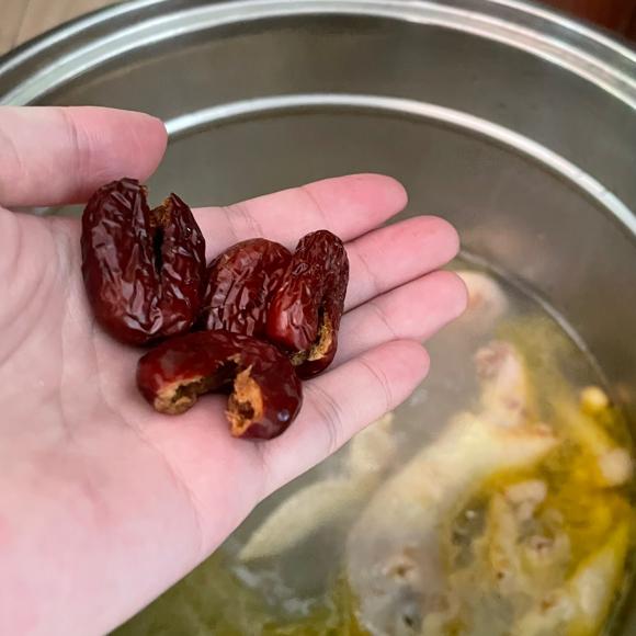 【疫情健康食谱】养颜养胃的松茸鸡汤