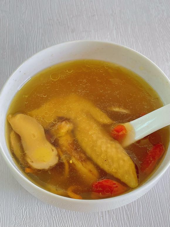 【疫情健康食谱】养颜养胃的松茸鸡汤