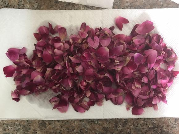 地道云南花美食-玫瑰花酱【美容养颜 】 地道云南花美食-玫瑰花酱【美容养颜 】