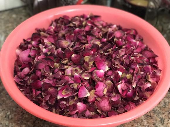地道云南花美食-玫瑰花酱【美容养颜 】 地道云南花美食-玫瑰花酱【美容养颜 】