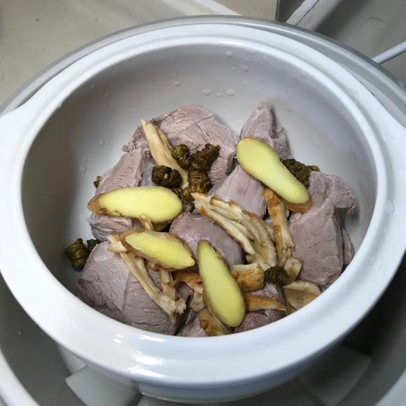 疫情健康食谱：西洋参石斛炖瘦肉-(清热滋润养颜）