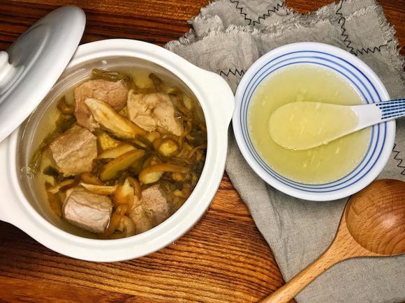 疫情健康食谱：西洋参石斛炖瘦肉-(清热滋润养颜）