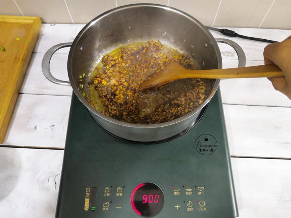 宅家提高免疫力~芹菜猪肉馅包子 宅家提高免疫力~芹菜猪肉馅包子