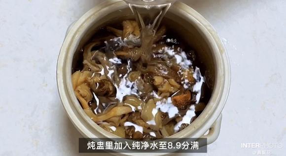 提高免疫力—猪腱杂菌汤的做法