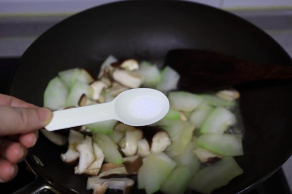 清脂清肠提高免疫力的食谱冬瓜烧香菇 清脂清肠提高免疫力的食谱冬瓜烧香菇