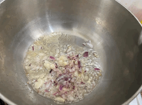 儿童提高免疫力-护眼补血：咸蛋黄鸡肝酱拌豆腐
