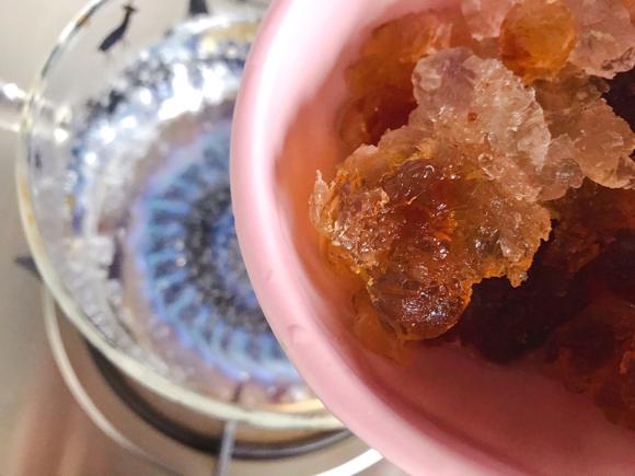 桃胶金燕耳苹果甜汤～清热健胃、增强免疫力佳品