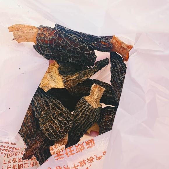 滋阴提高免疫力鲍鱼石斛羊肚菌瘦肉汤的做法
