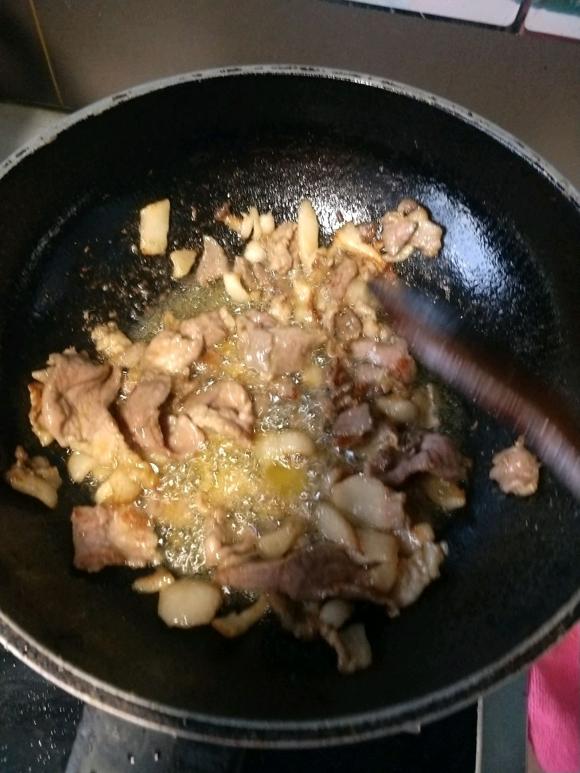提高免疫力：炒香菇片