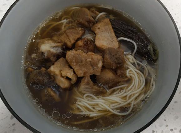 提高免疫力防新冠甲流：羊肚菌姬松茸牛肉面