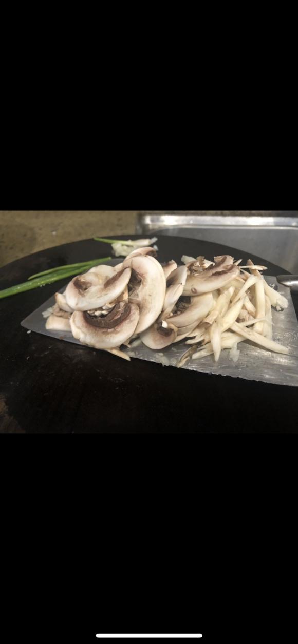 【提高免疫力的食谱】口蘑小肉丝-增强免疫力