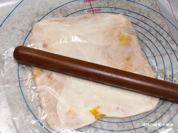 1岁以上宝宝增强免疫力小点：南瓜飞饼