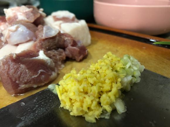 增强宝宝免疫力-口蘑海味小丸子,补钙又可爱 增强宝宝免疫力-口蘑海味小丸子,补钙又可爱