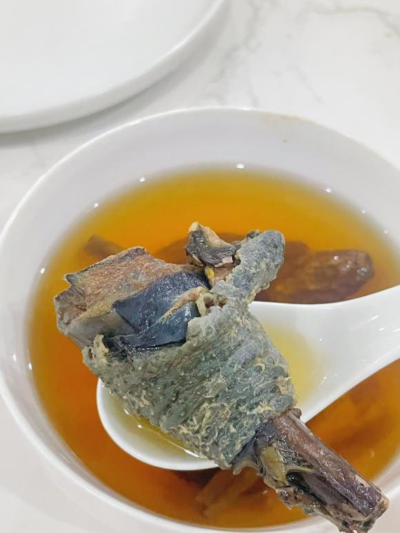增强免疫力养生汤：羊肚菌乌鸡汤