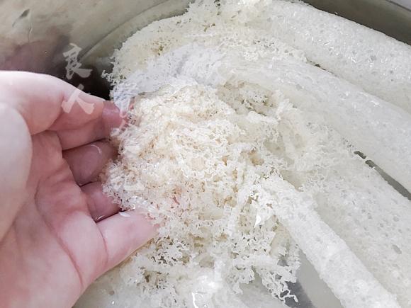 抗肿瘤抗血脂血栓、抗氧化、增强免疫力：竹荪玉米炖排骨
