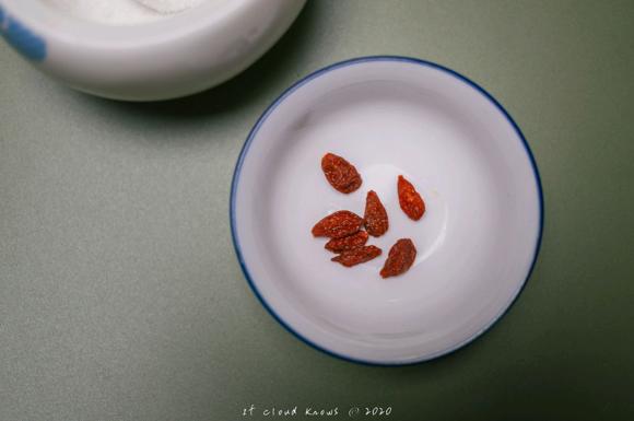 增强免疫力养生汤：虫草花煲鸡汤