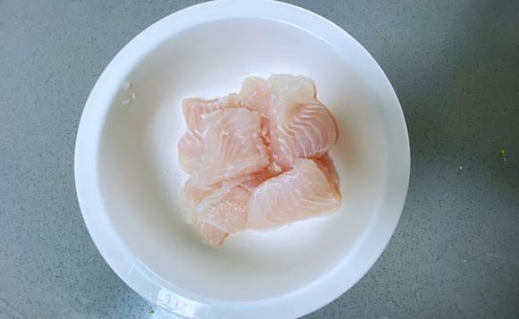 【孕妇食谱】补充dha，提高记忆力：香煎龙利鱼