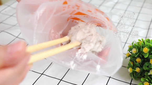 提高孩子抵抗力的【萝卜虾滑汤】 提高孩子抵抗力的【萝卜虾滑汤】