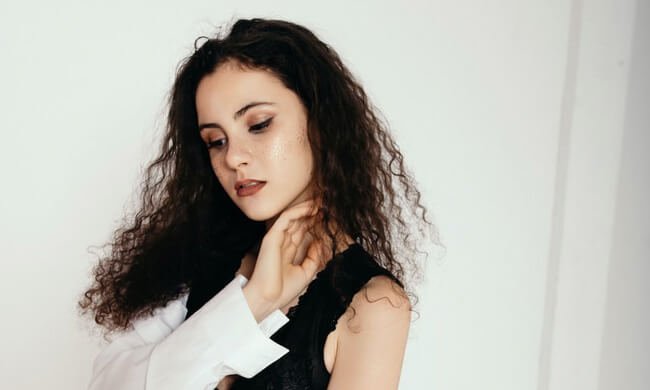 嘴角裂口(口角炎)是什么原因引起的?引起嘴角裂口的原因有哪些 嘴角裂口(口角炎)是什么原因引起的?引起嘴角裂口的原因有哪些