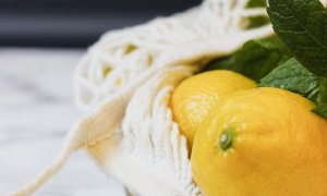 脸上出油严重怎样控制脸上出油