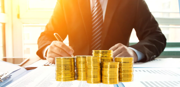 10万块钱存1年利息多少？为什么不同银行利